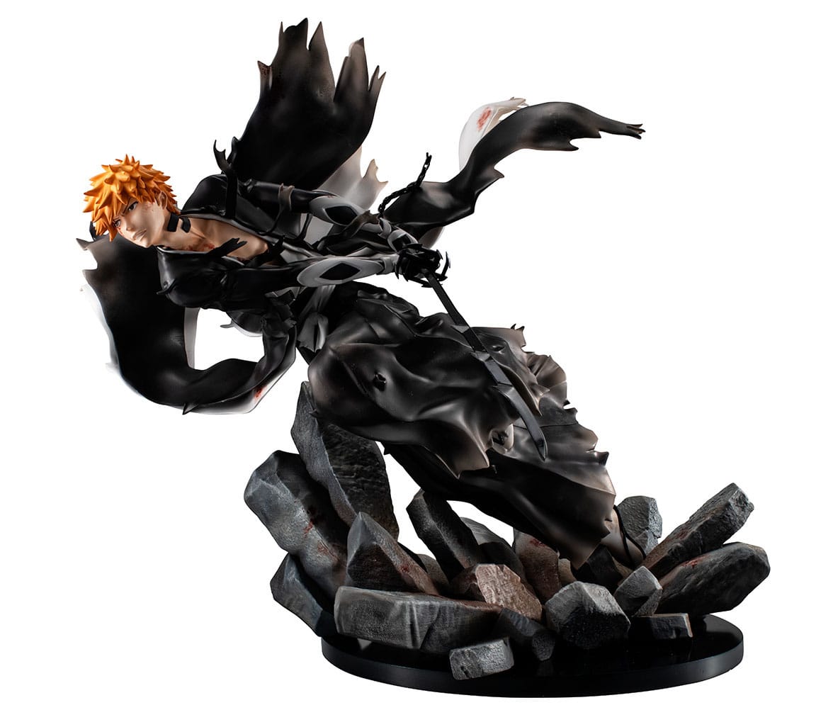 Figurine Ichigo Bleach en pleine action, coup de katana dévastateur