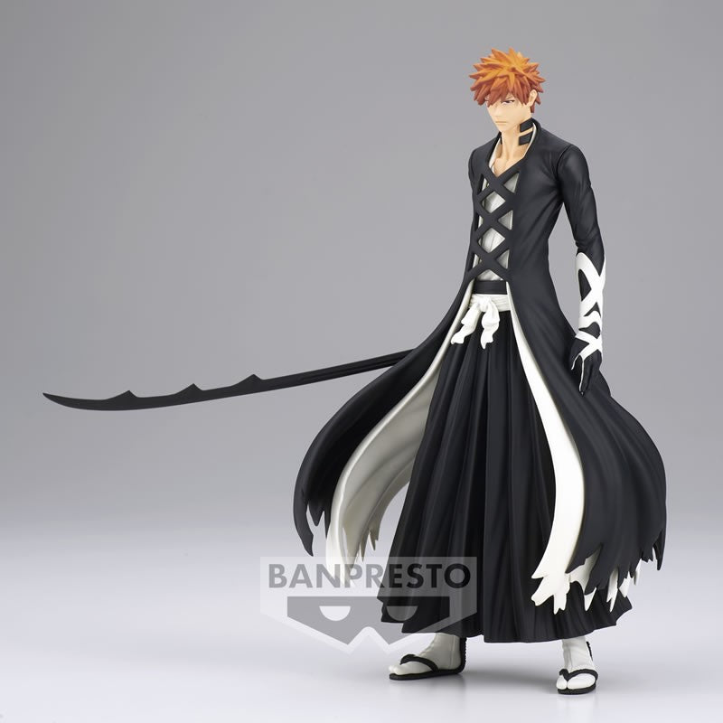 Figurine Ichigo Kurosaki Bleach avec Zanpakuto, forme Tensa Zangetsu
