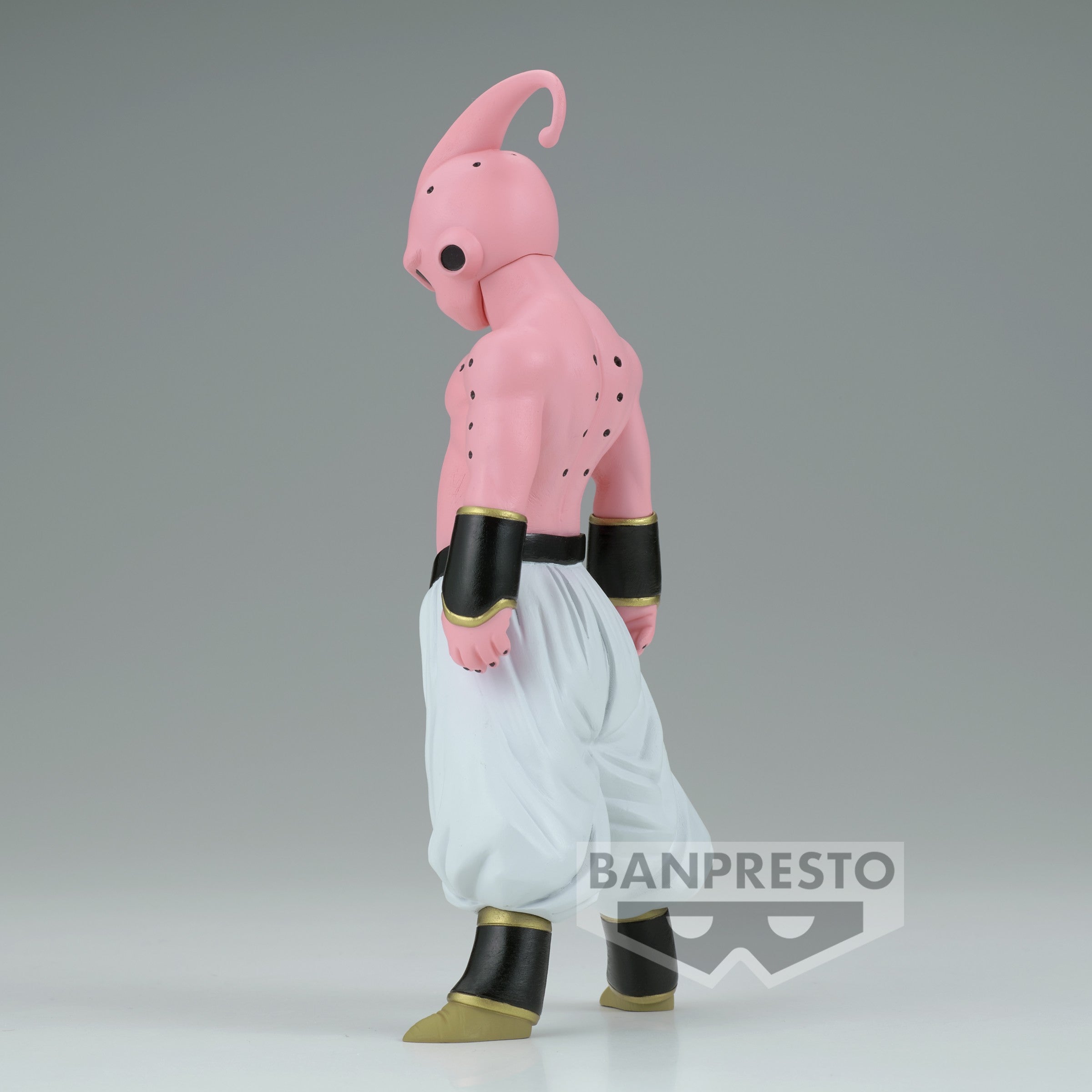 Figurine de Kid Buu de Dragon Ball Z, mesurant 16 cm, représentant le personnage dans sa forme la plus puissante, avec une expression déterminée et une posture dynamique. Fabriquée par Banpresto.