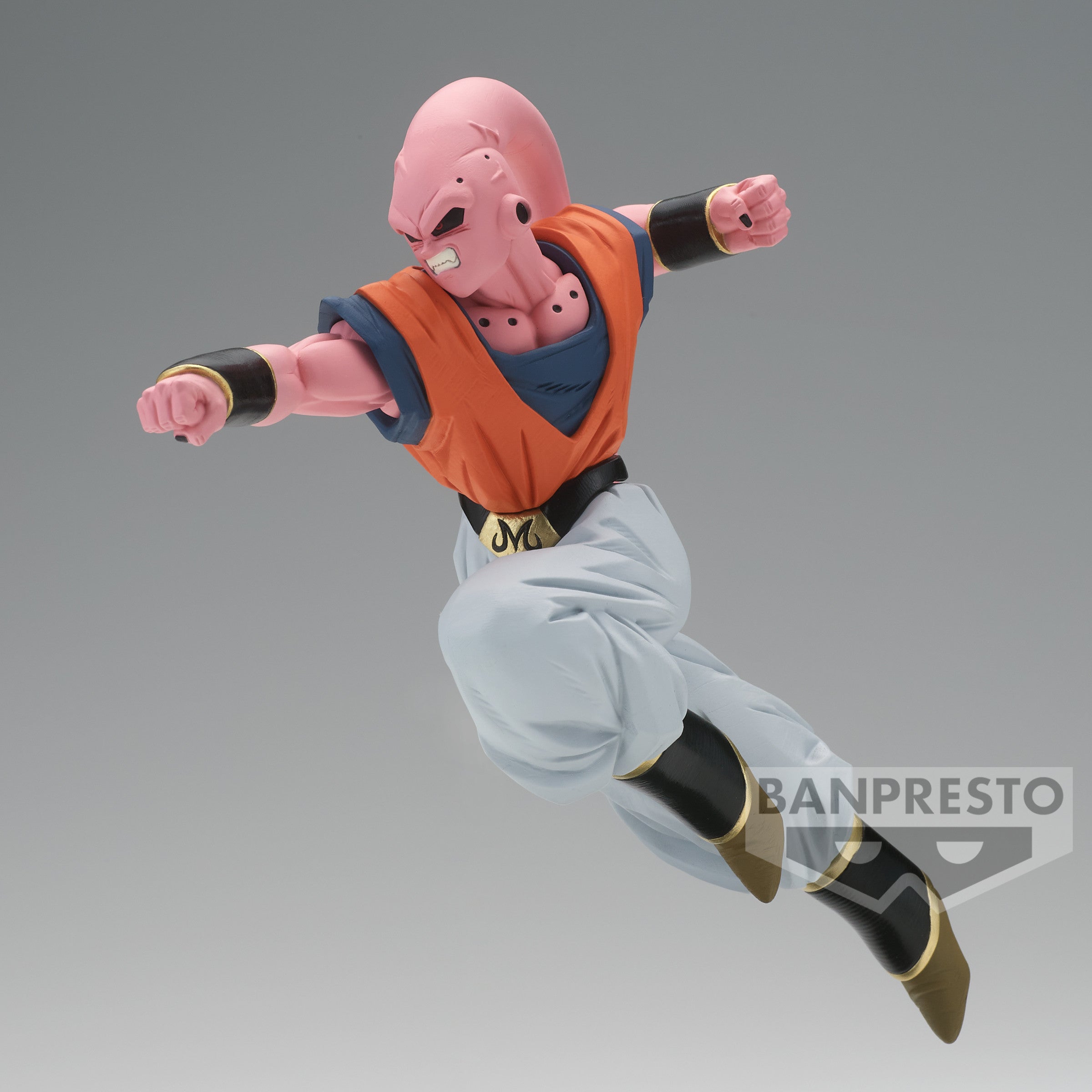 Figurine de Majin Buu avec des détails soignés, affichant une pose dynamique et des expressions faciales intenses, fabriquée par Banpresto.