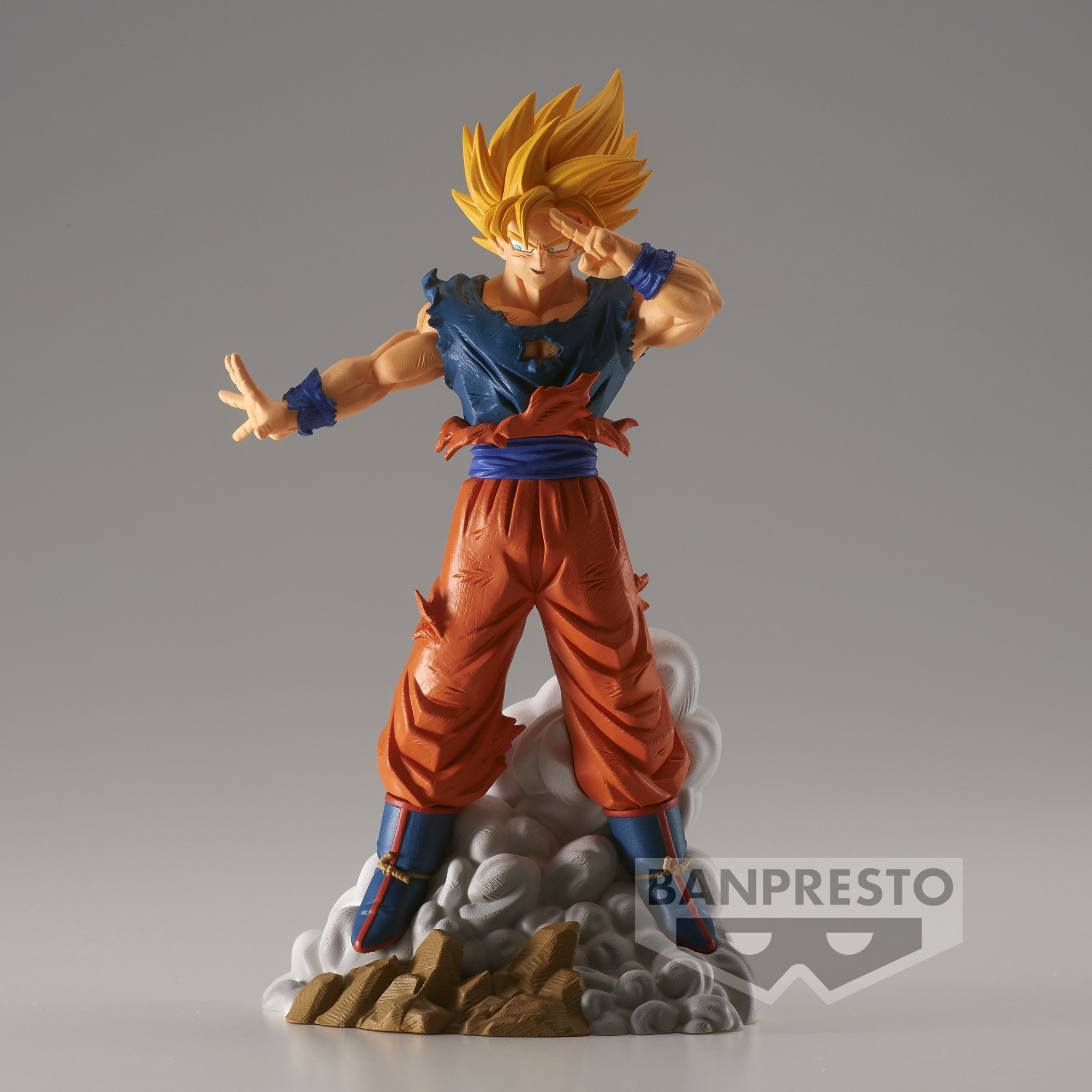 Figurine Pop de Shenron de 25 cm émergeant des boules de cristal avec une posture saisissante et une expression sereine, fabriquée par Funko.