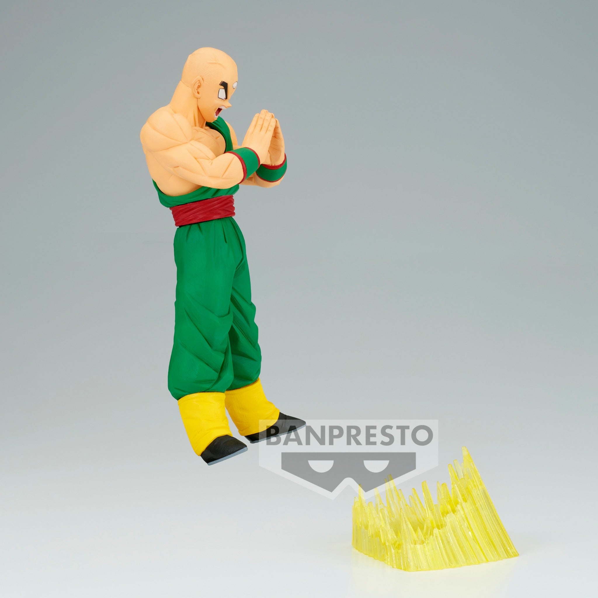 Figurine de Ten Shin Han en PVC mesurant 18 cm, représentant le personnage en position d'attaque avec un regard déterminé et les mains formant un triangle pour exécuter le Kikōhō. Éditée par Banpresto dans la collection GxMateria.
