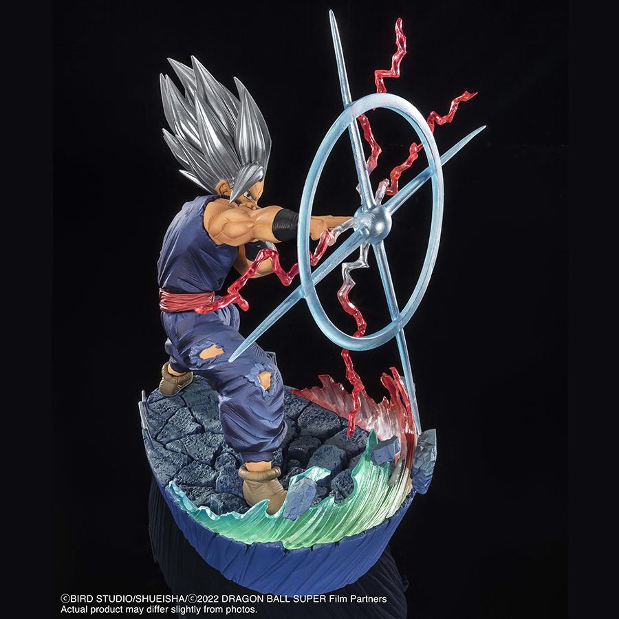 Figurine de Son Gohan utilisant la technique Makankosappo, représentant un personnage de Dragon Ball Super avec un faisceau d'énergie concentrée.