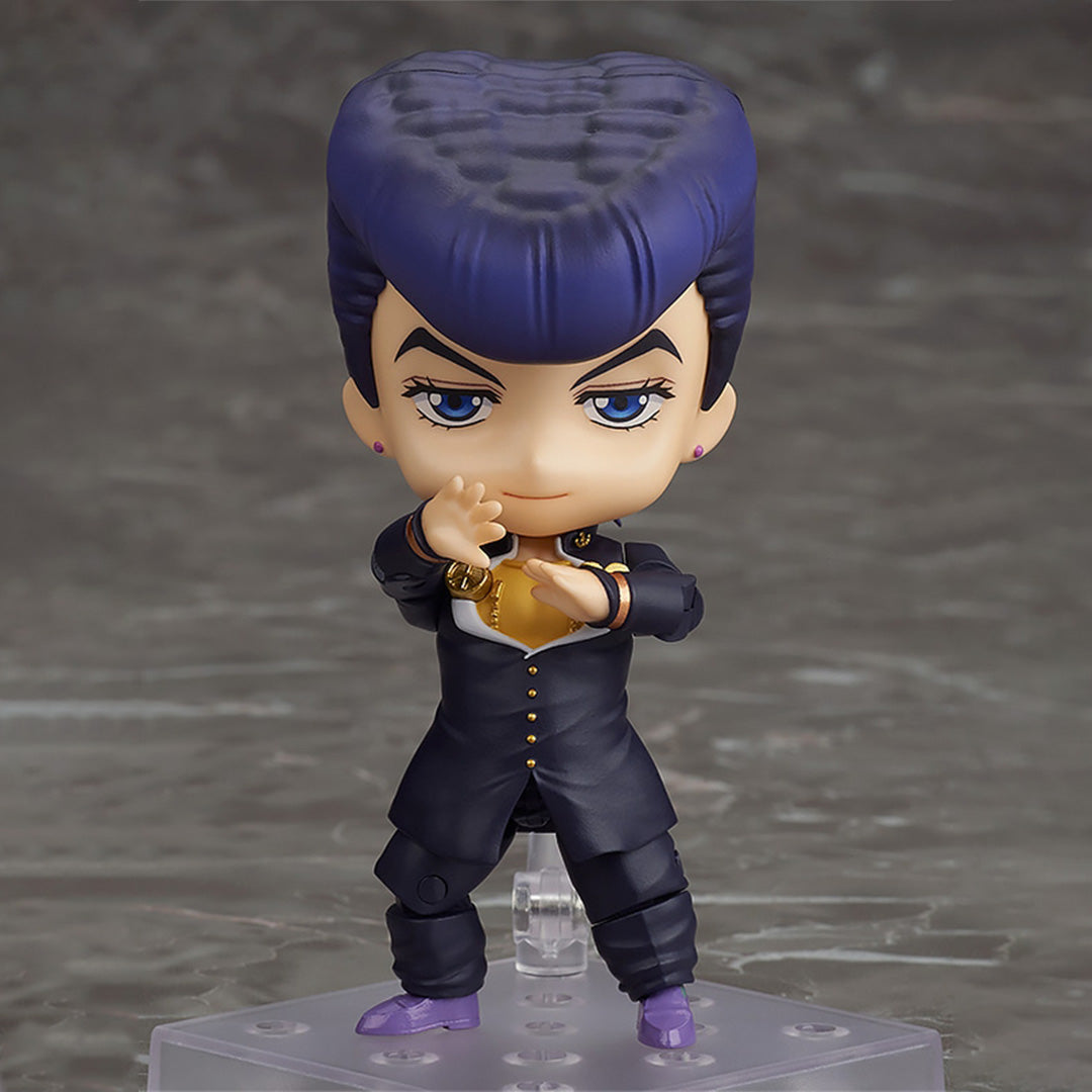Vue 3/4 de face à mi-distance de la figurine Nendoroid de Josuke Higashikata de JoJo's Bizarre Adventure, en position de combat.