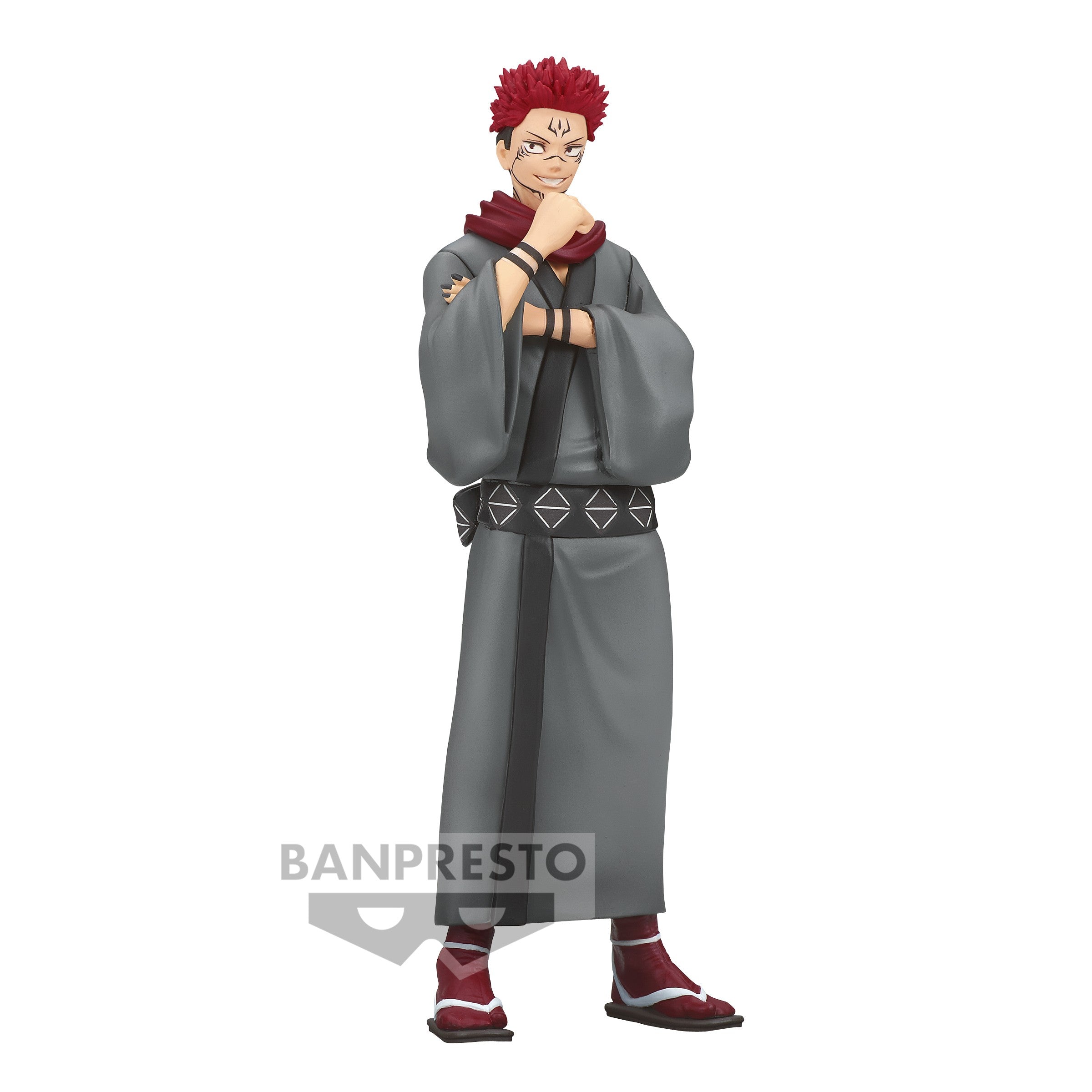 Figurine Banpresto de Ryomen Sukuna de la série Jujutsu Kaisen en kimono gris, en posture réfléchie avec expression confiante, portant une écharpe rouge. Vue de face à mi-distance.