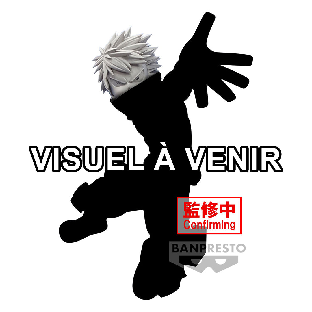 Vue 3/4 de face à mi-distance de la figurine de Katsuki Bakugo de My Hero Academia en costume de héros, en pose dynamique.