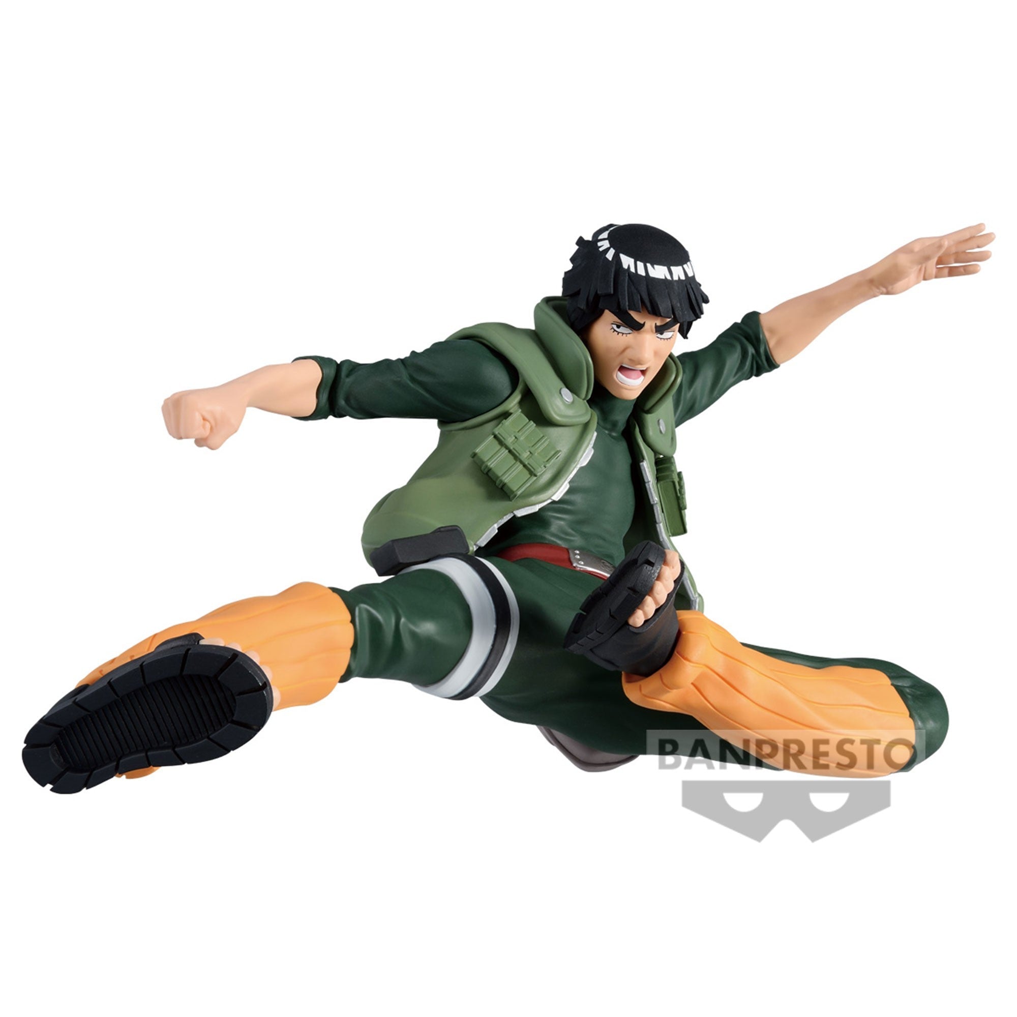 Figurine de Gaï Maito en mouvement exécutant un coup de pied acrobatique avec des détails soignés.