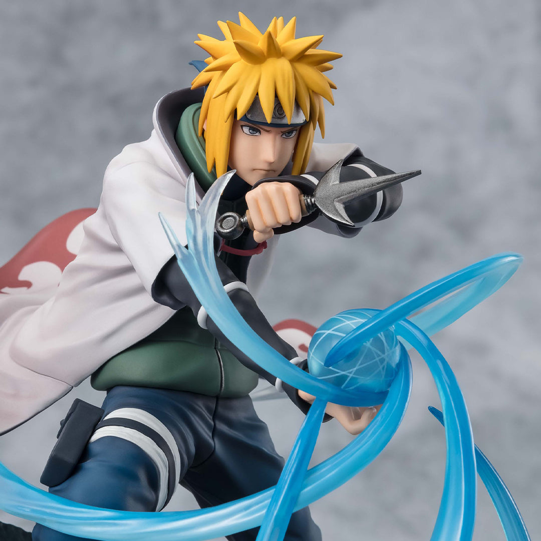 Figurine de Minato Namikaze avec un kunai d'espace-temps et un Rasengan sur un socle rocheux.