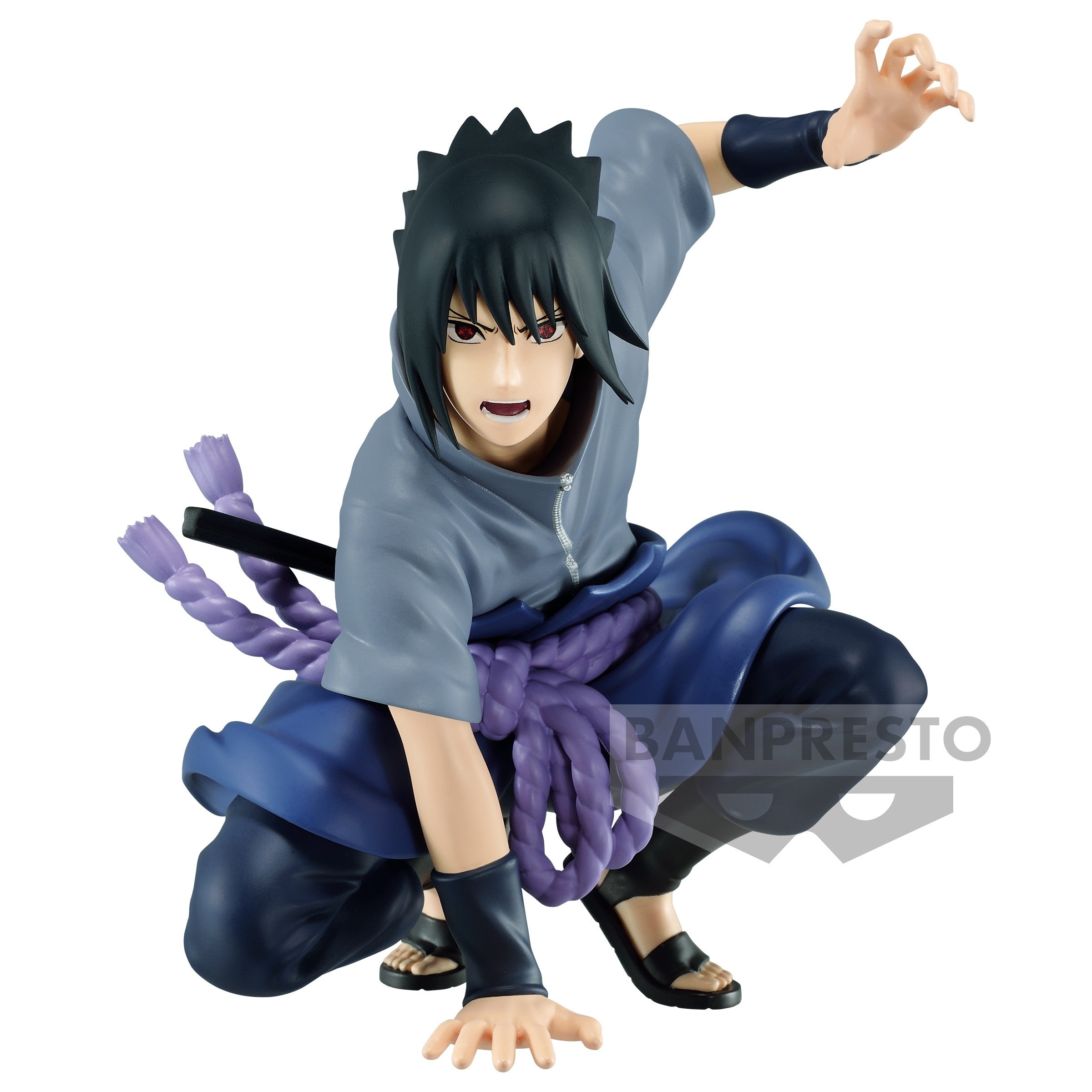 Figurine de Sasuke Uchiha accroupi avec Sharingan à l'œil droit et Rinnegan à l'œil gauche, fabriquée par Banpresto.
