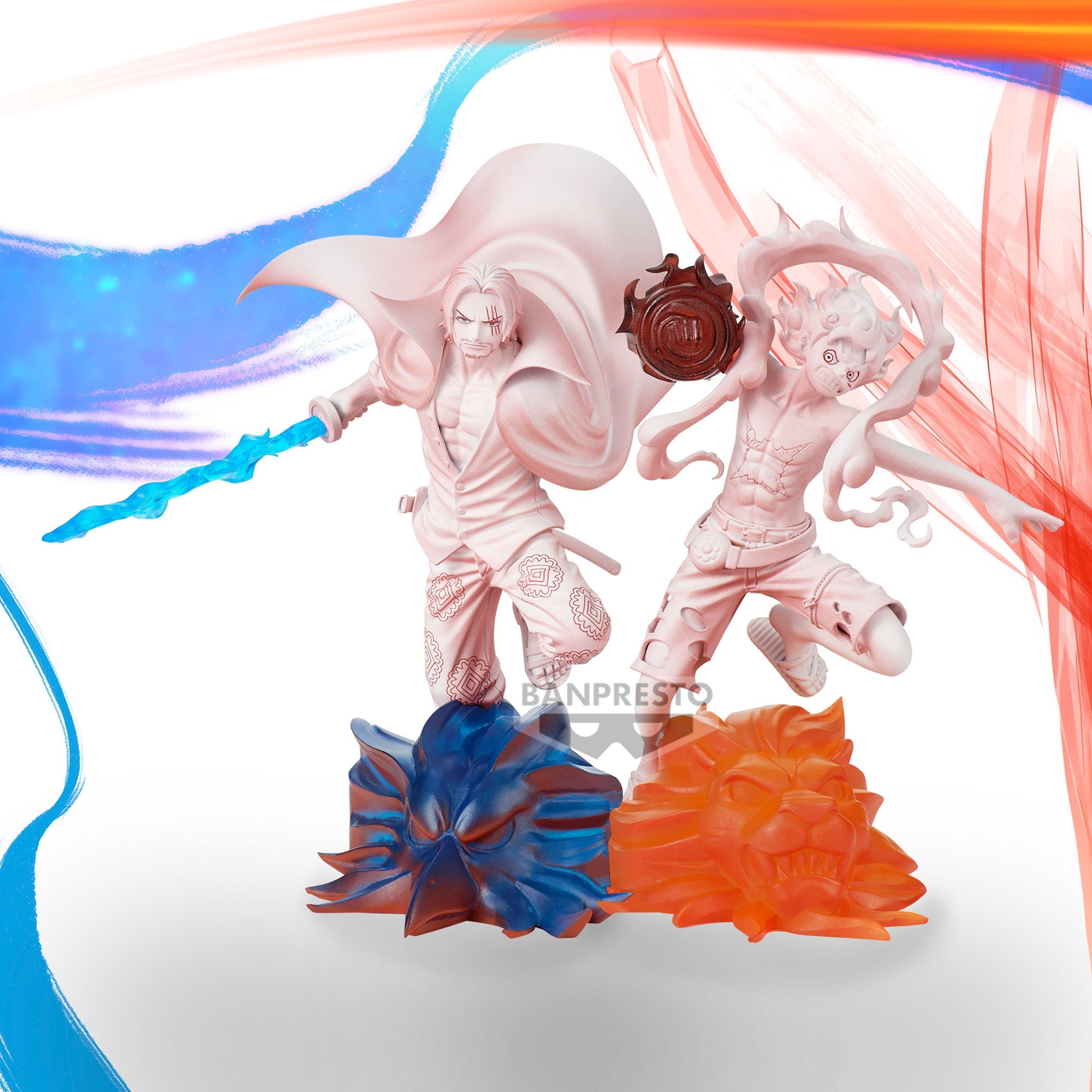 Figurine de Monkey D Luffy et Shanks de la série ONE PIECE RED, en PVC, avec des poses dynamiques et des détails précis, présentée sur une base stable.
