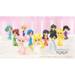 Vue de face en plan d'ensemble de la figurine de Sailor Pluto de Sailor Moon Eternal : The Movie.