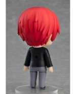 Vue 3/4 de dos à mi-distance de la figurine Nendoroid de Karma Akabane d'Assassination Classroom en haut noir et pantalon gris.