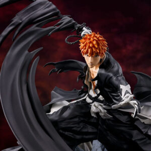 Figurine Ichigo Bleach en mode Bankai, visage déterminé, diorama rocheux