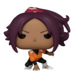 Figurine Yoruichi Bleach posture dynamique de combat, cheveux violets