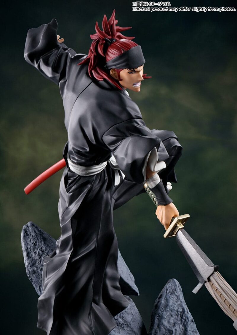 Figurine Renji Abarai Bleach en posture dynamique, Zanpakuto Zabimaru