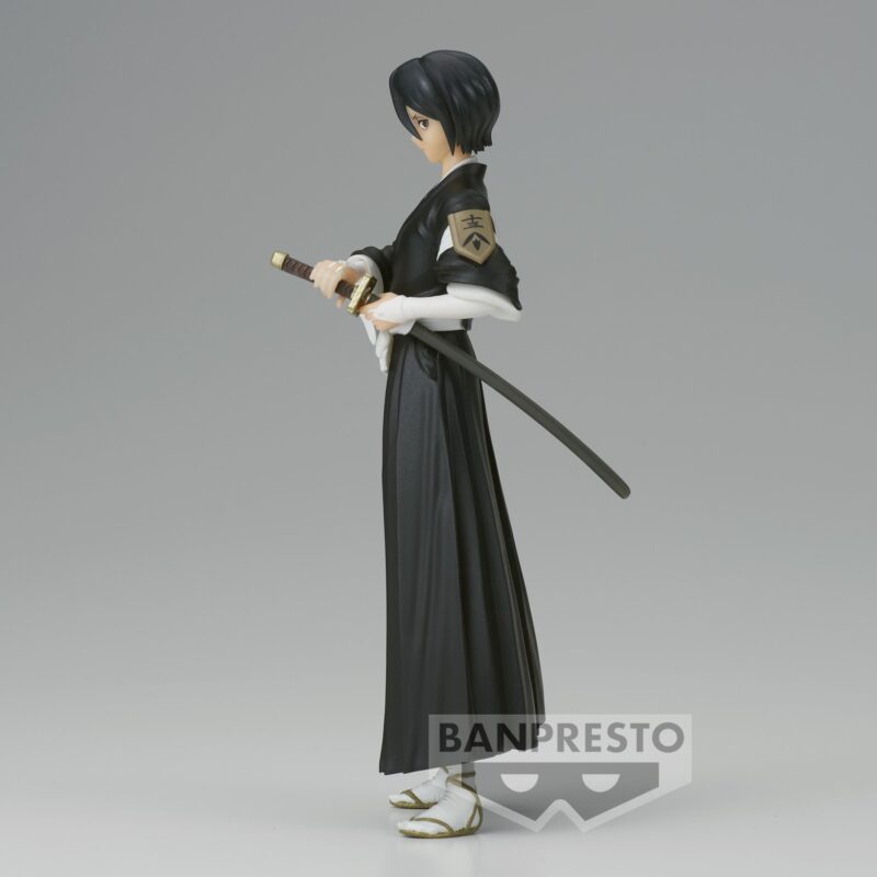 Figurine Rukia Bleach en tenue de shinigami, Zanpakuto Sode no Shirayuki
