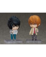 Vue 3/4 de face à mi-distance des figurines Nendoroid de Light Yagami et L de Death Note, enchaînés par des menottes.