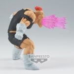 Figurine de Reacum de Dragon Ball Z en action, utilisant son attaque Recoome Eraser Gun, avec une vague d'énergie rose et des détails translucides, fabriquée par Banpresto.