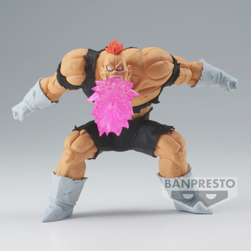 Figurine de Reacum de Dragon Ball Z en action, utilisant son attaque Recoome Eraser Gun, avec une vague d'énergie rose et des détails translucides, fabriquée par Banpresto.