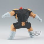 Figurine de Reacum de Dragon Ball Z en action, utilisant son attaque Recoome Eraser Gun, avec une vague d'énergie rose et des détails translucides, fabriquée par Banpresto.