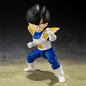 Figurine de Son Gohan de Dragon Ball Z avec la tenue de Vegeta, tenant la Dragon Ball de Namek n°3, fabriquée par Tamashii Nations.