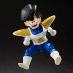 Figurine de Son Gohan de Dragon Ball Z avec la tenue de Vegeta, tenant la Dragon Ball de Namek n°3, fabriquée par Tamashii Nations.