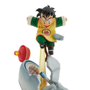 Figurine de Son Gohan en PVC mesurant 19 cm, représentant le personnage avec un visage furieux, émergeant d'une capsule de voyage Saiyan.
