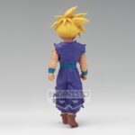 Figurine de Son Gohan en Super Saiyan, mesurant 16 cm, représentant le personnage dans une posture déterminée, avec des détails précis sur son costume et son expression.