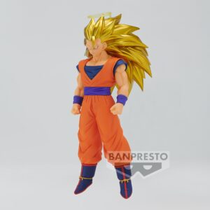 Figurine de Son Goku Super Saiyan 3 de 19 cm, représentant le personnage en lévitation avec une chevelure dorée volumineuse et une auréole, dans une pose dynamique face à Majin Buu.