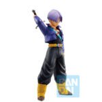 Figurine de Trunks, personnage de Dragon Ball, avec une épée dans son fourreau, affichant une expression déterminée, mesurant 23 cm, fabriquée par Bandai Ichibansho.