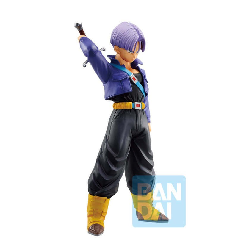 Figurine de Trunks, personnage de Dragon Ball, avec une épée dans son fourreau, affichant une expression déterminée, mesurant 23 cm, fabriquée par Bandai Ichibansho.