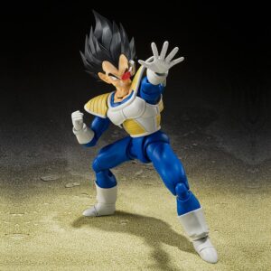 Figurine de Vegeta de Dragon Ball Z, mesurant 14 cm, avec trois visages interchangeables représentant différentes émotions, portant un scouter amovible et accompagné d'accessoires.