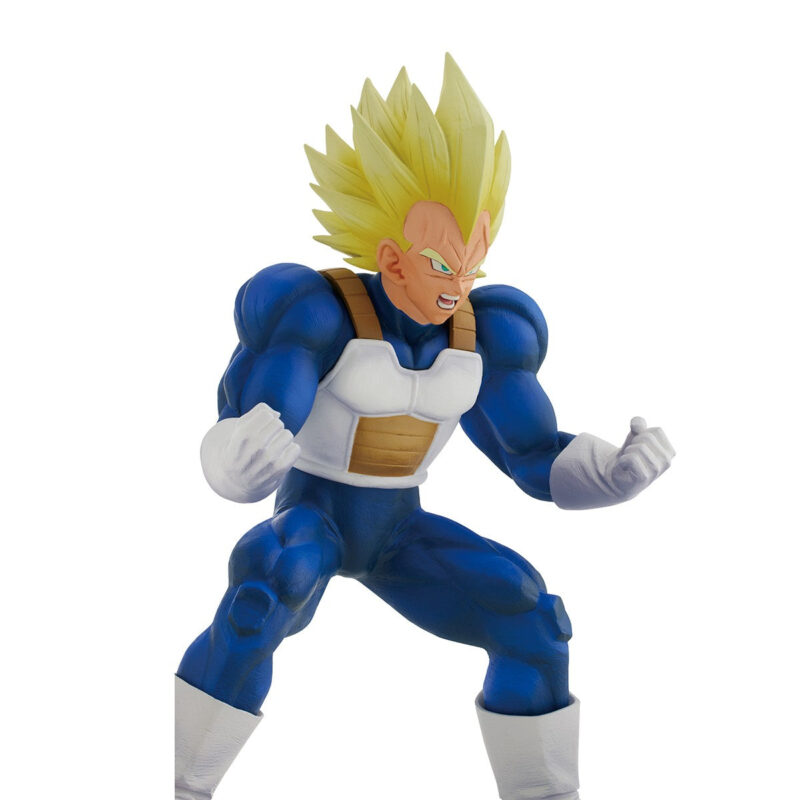 Figurine de Vegeta en Super Saiyan, affichant une expression déterminée avec des muscles saillants, mesurant 22 cm, fabriquée par Bandai Ichibansho.