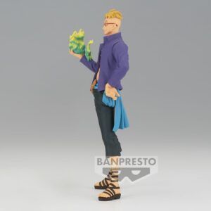 Figurine de Marco Le Phenix dans une pose humaine avec un regard confiant, montrant des détails réalistes et un élément de feu sur la main droite, fabriquée par BANPRESTO.