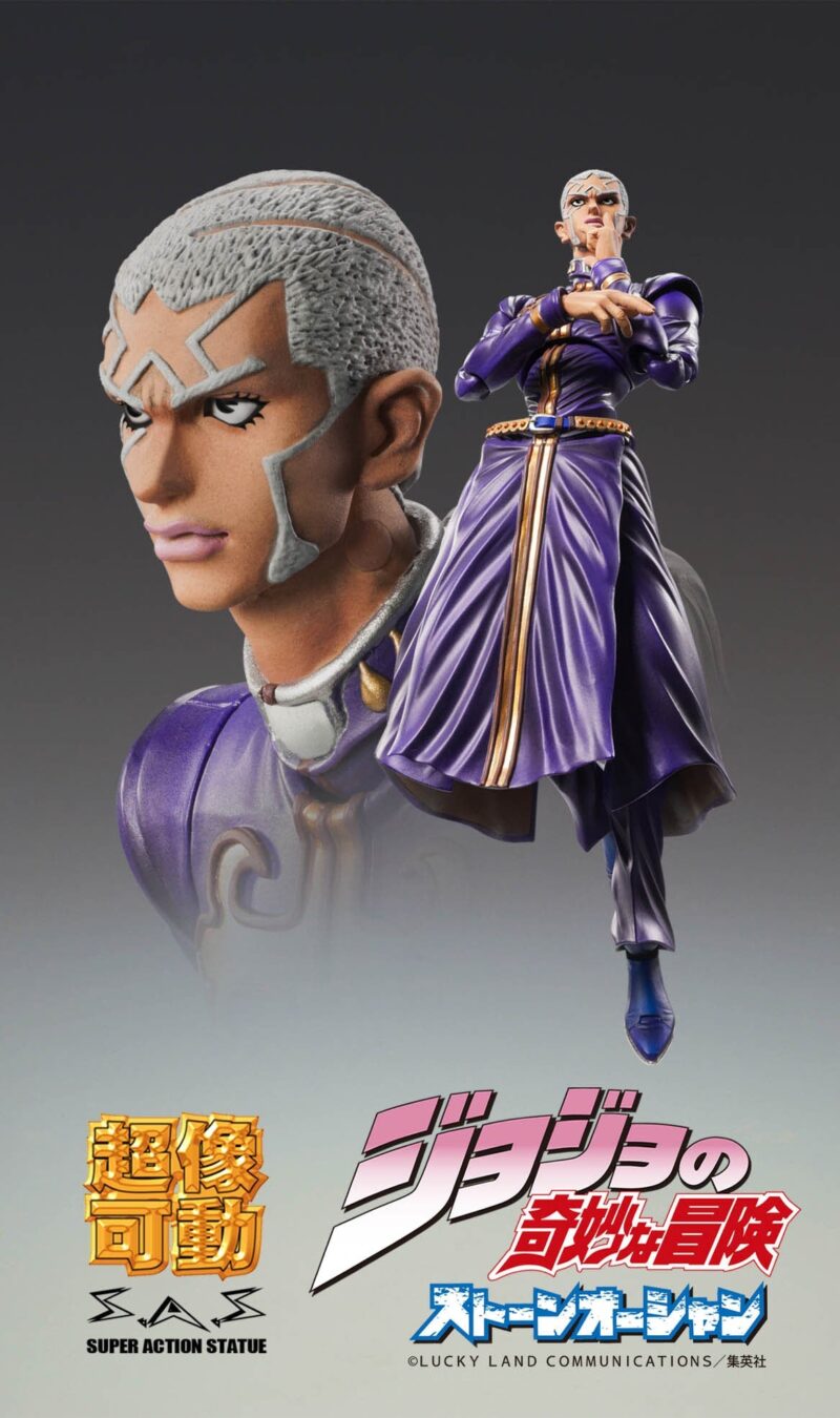 Vue 3/4 de face à mi-distance de la figurine d'Enrico Pucci de JoJo's Bizarre Adventure en manteau violet, avec ceinture dorée.