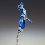 jojos-bizarre-adventure-figurine-sticky-fingers-chozokado_1 Vue 3/4 dynamique à mi-distance de la figurine de Sticky Fingers de JoJo's Bizarre Adventure: Golden Wind, pointant avec sa main droite.