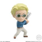 jujutsu-kaisen-figurine-nanami-kento-adverge-motion-vol-2 Figurine Kento Nanami (Jujutsu Kaisen Adverge Motion), chemise bleue, objet main.