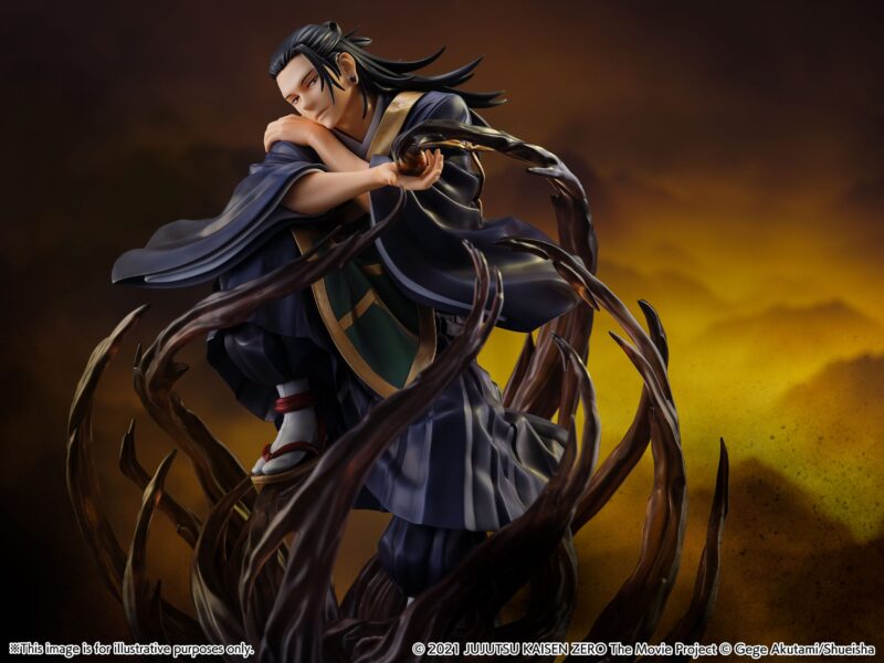 Figurine 1/7 de Suguru Geto de la série Jujutsu Kaisen en robe sombre avec détails dorés, assis en posture contemplative, entouré de tendrils sombres. Vue 3/4 à mi-distance.