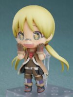 made-in-abyss-figurine-nendoroid-riko_4_d4f87476-c3b8-4577-9948-d7f6ddb8d4d5 Vue 3/4 avant en plan d'ensemble de la Nendoroid de Riko de Made in Abyss exprimant son excitation.