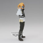 Vue de profil à distance complète de la figurine de Denki Kaminari de My Hero Academia en veste noire et blanche, portant des lunettes de protection bleues.