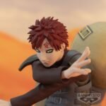 Figurine de Gaara avec des cheveux rouges, un tatouage en forme de diamant et une gourde dans le dos.