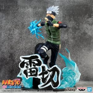 Figurine de Kakashi Hatake en PVC de 21 cm dans une pose dynamique avec Chidori et Sharingan.