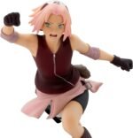 Figurine de Sakura Haruno en PVC dans une pose dynamique avec un coup de poing dévastateur.
