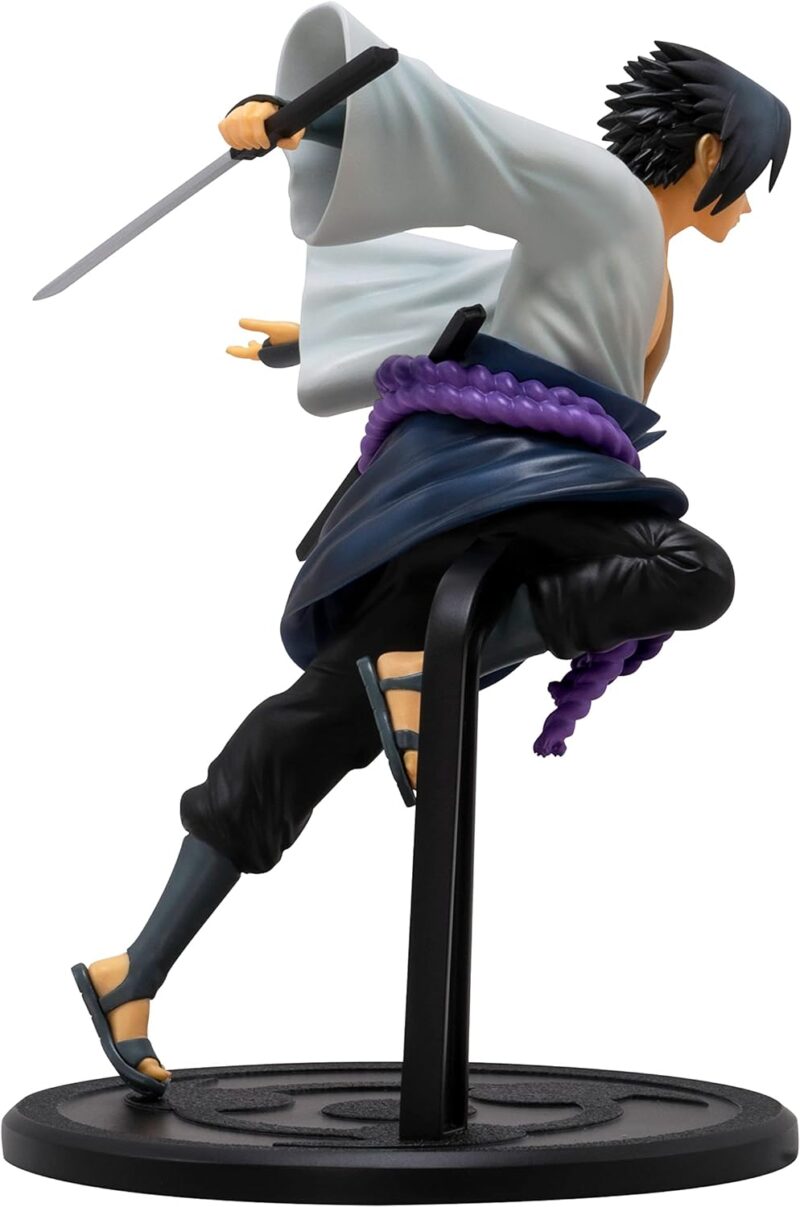 Figurine de Sasuke Uchiwa dans une pose dynamique, fabriquée par ABYstyle Studio, en PVC.