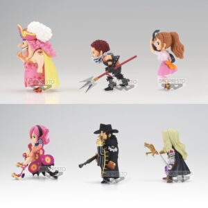 Figurine de Big Mom et Charlotte Katakuri de la collection One Piece, fabriquée en PVC, avec des poses dynamiques et des couleurs vives.