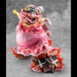Figurine de Big Mom dans une pose dynamique, entourée de ses homies Zeus et Prométhée, fabriquée par MEGAHOUSE, mettant en avant des détails sculptés avec précision et une base stable.