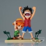 one-piece-figurine-luffy-et-nami-log-stories-world-collectable-figure_2 Figurine de Luffy avec les poings levés et Nami en larmes, mesurant 7 cm, fabriquée par BANPRESTO, présentant des détails soignés sur les expressions faciales et une pose dynamique.
