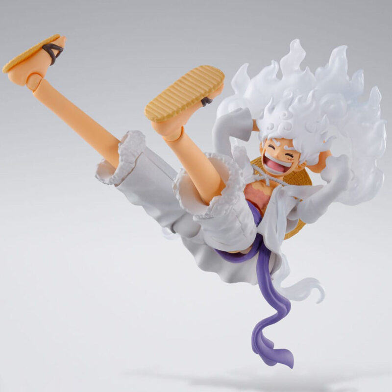 Figurine articulée de Monkey D Luffy en Gear 5 mesurant 15 cm, avec visage optionnel, quatre expressions faciales, trois paires de mains et bras étendus, représentant une scène dynamique de combat.