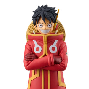 Figurine de Monkey D Luffy de 15 cm en PVC représentant le personnage avec les bras croisés et un sourire radieux, fabriquée par Banpresto.