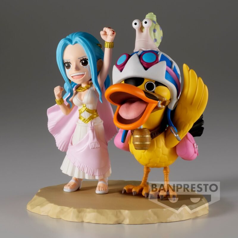Figurine de Nefertari Vivi levant le poing en l'air avec son compagnon Karoo, réalisée en PVC, mesurant 8 cm, avec des détails minutieux et des couleurs vives, fabriquée par Banpresto.